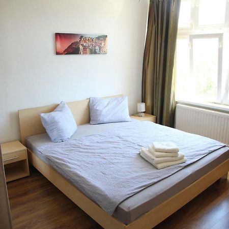 V Centru Mesta Apartment Карлови Вари Екстериор снимка