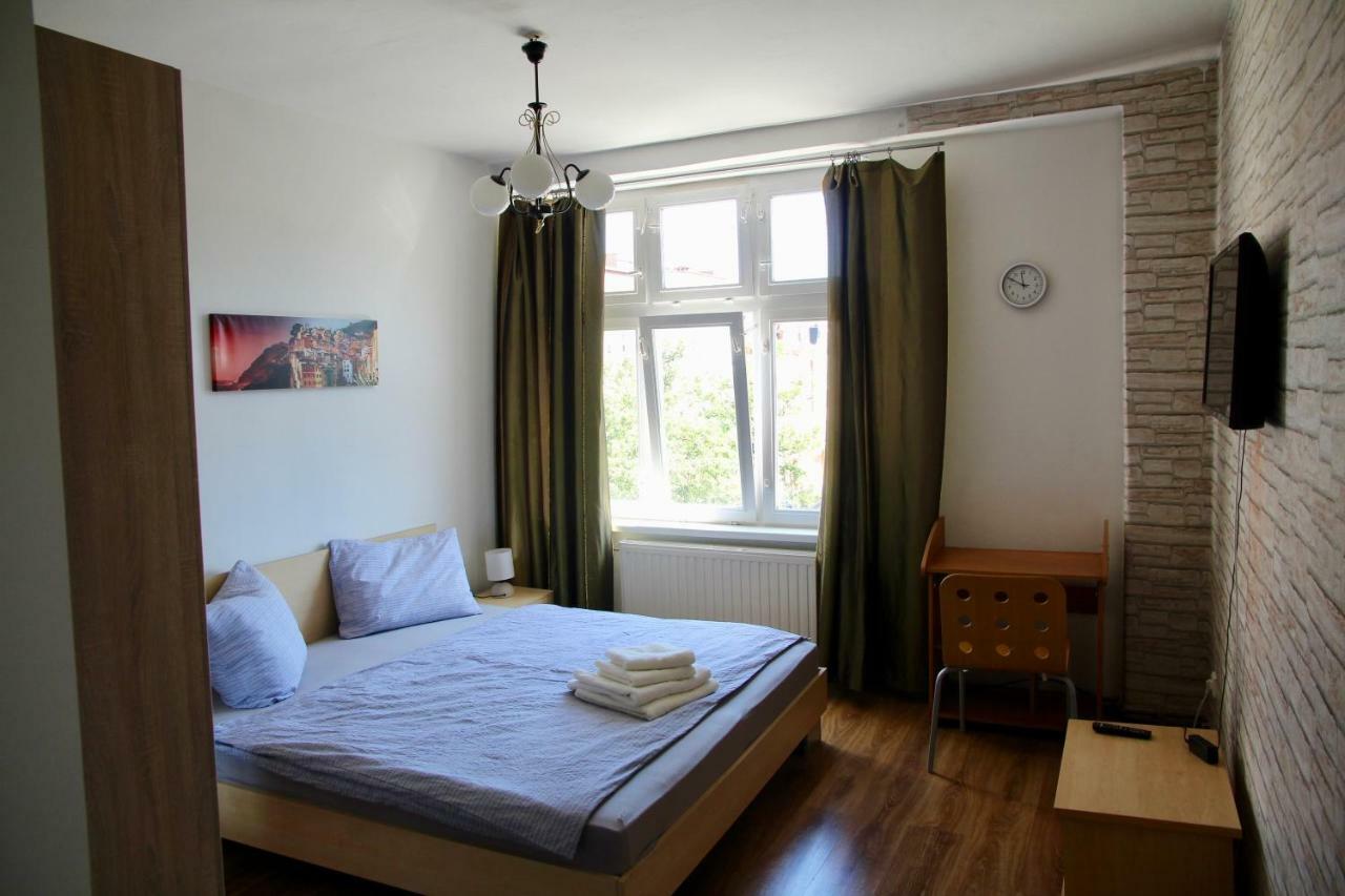 V Centru Mesta Apartment Карлови Вари Екстериор снимка